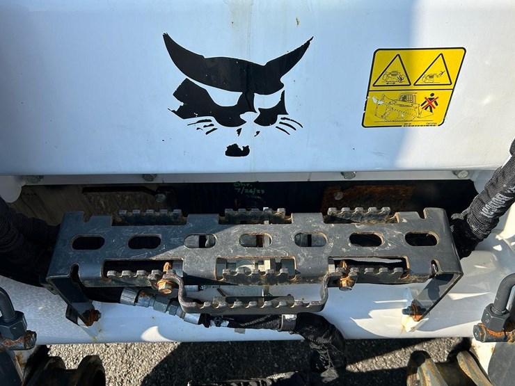 2023-bobcat-s650v2-skid-steer-loader-image-19