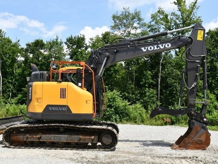 2021-volvo-ecr145el-image-26