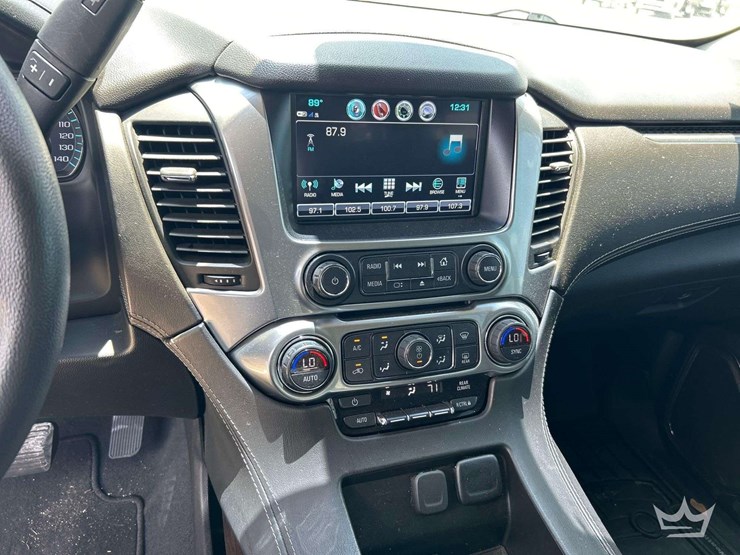 2020-chevrolet-tahoe-image-17
