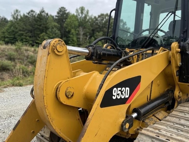 2017-caterpillar-953d-image-5
