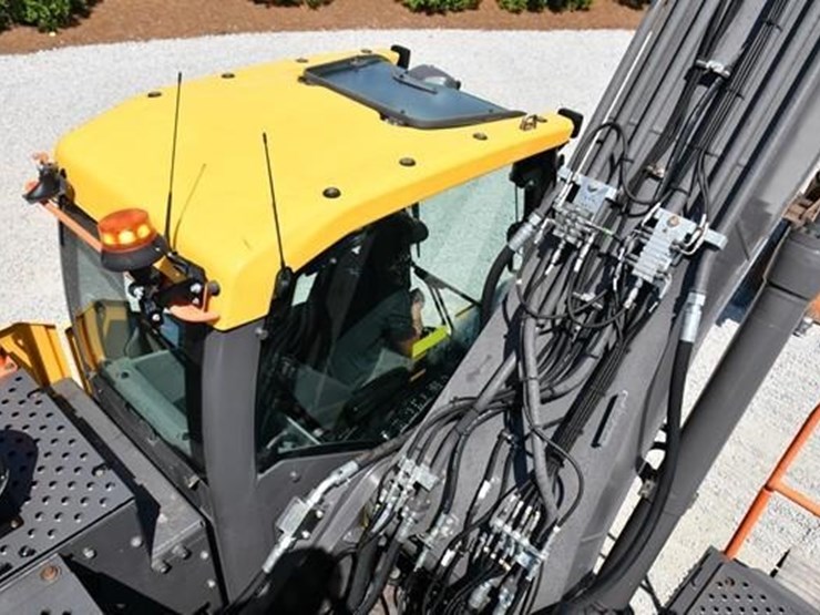 2022-volvo-ec250el-image-48