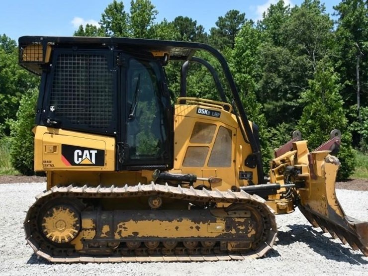2016-caterpillar-d5k2-lgp-image-28