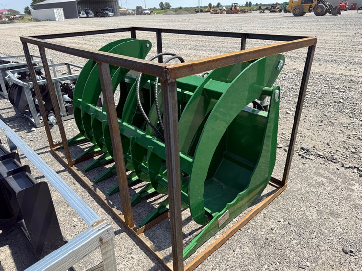 #2077-•-unused-agt-sr72-72"-skid-steer-grapple-srr7226052301h-inv#51828-image-2