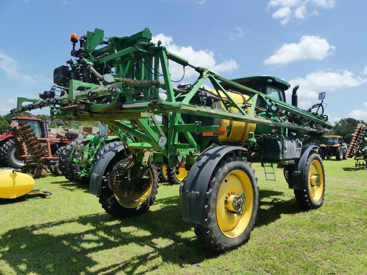 2014-john-deere-r4030-image-3