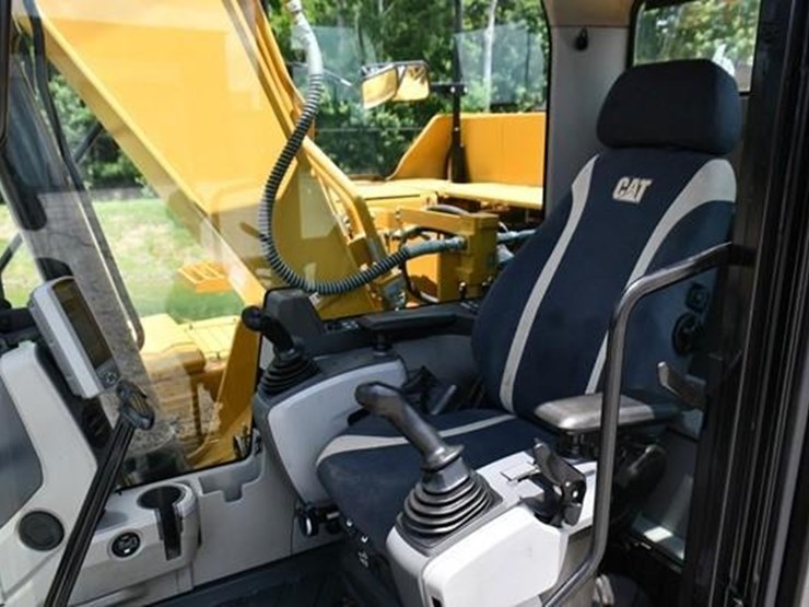 2020-caterpillar-316fl-image-18