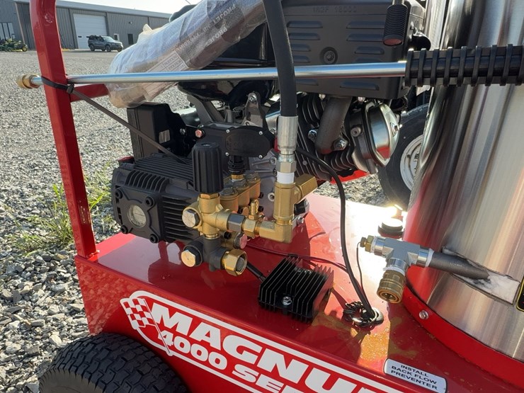 #47178-•-unused-magnum-4000-hot-water-pressure-washer-262577-inv#47178-image-11