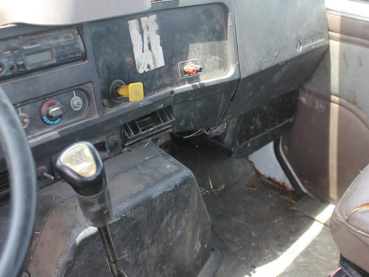international-3800-image-11