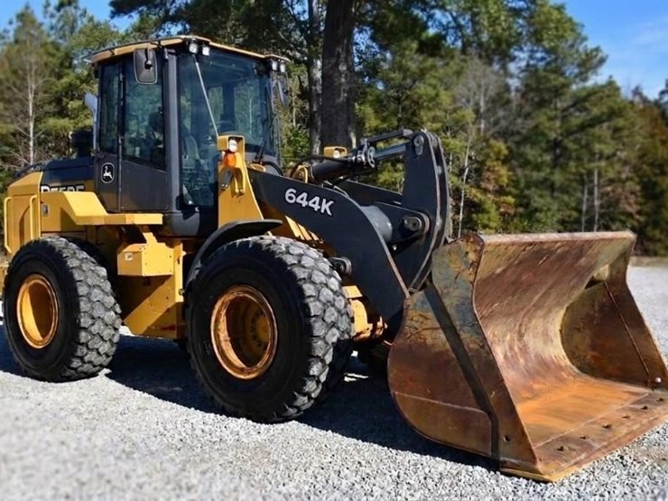 2017-deere-644k-image-12