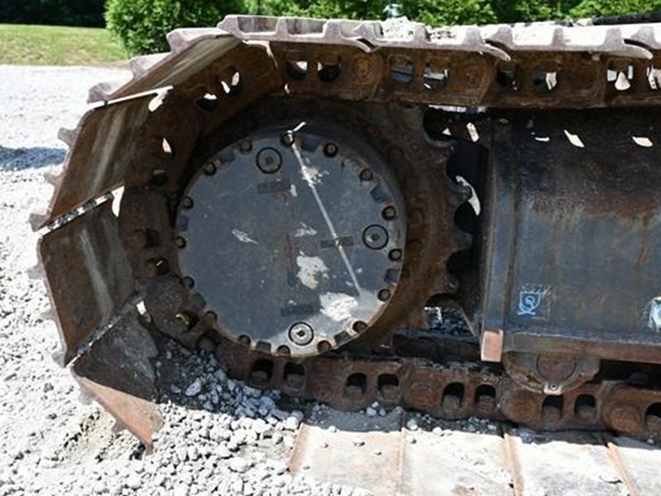 2020-case-cx245dsr-image-14