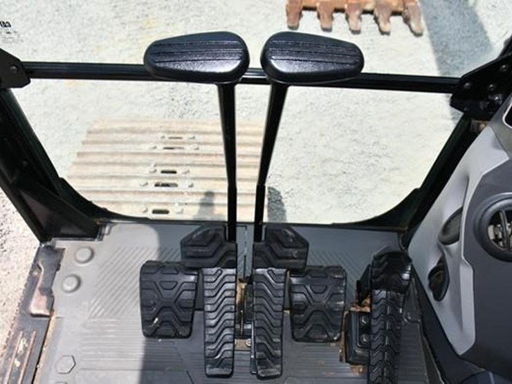 2019-caterpillar-336-image-19