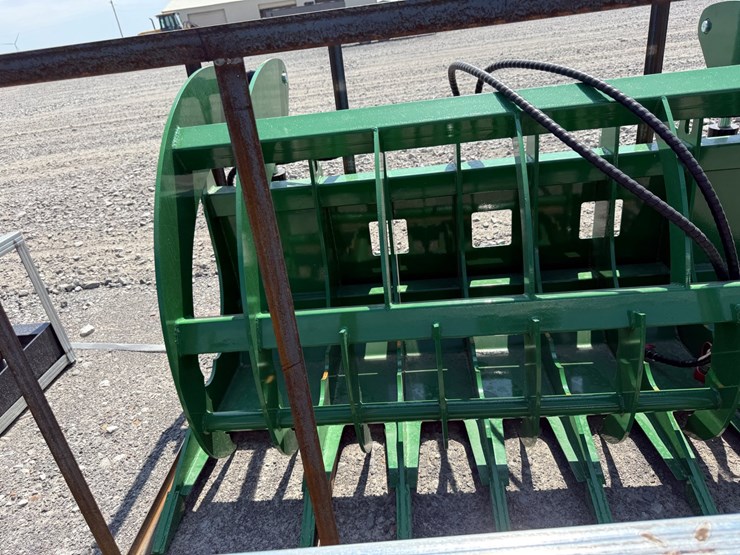 #2077-•-unused-agt-sr72-72"-skid-steer-grapple-srr7226052301h-inv#51828-image-13