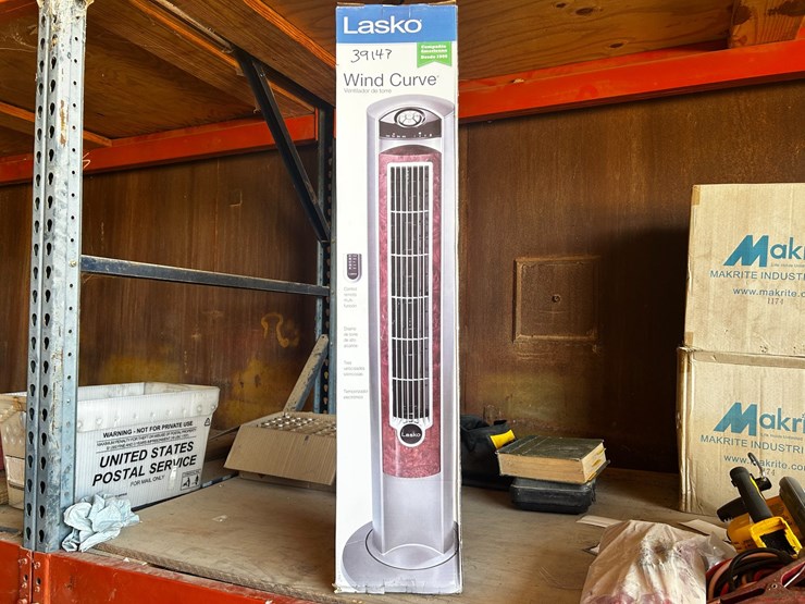 #1160-•-lasko-wind-curve-tower-fan-image-1