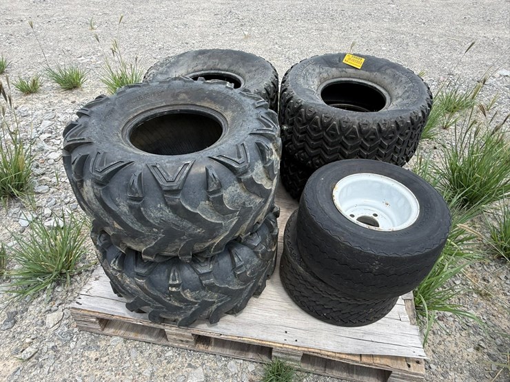 #39809-•-lot-of-(8)-lot-of-misc-atv-tires-inv#-39809-image-1