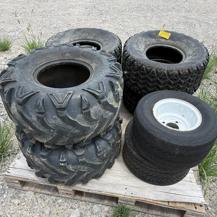 #39809 • Lot of (8) Lot of Misc ATV Tires INV# 39809
