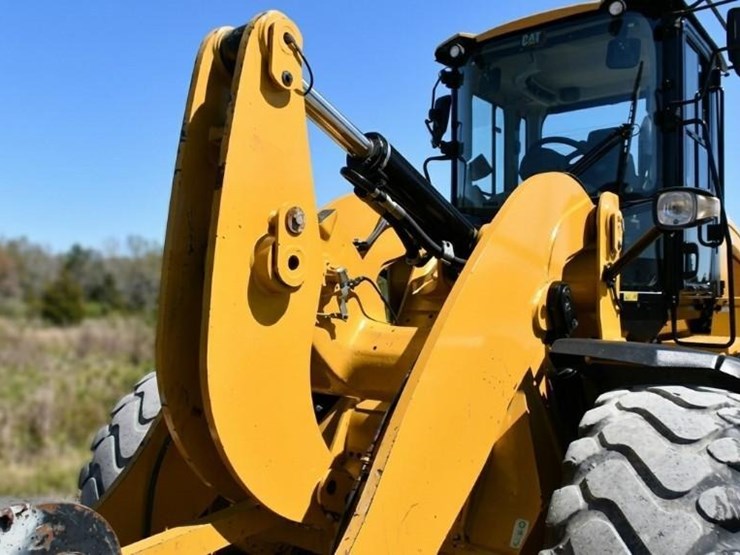 2020-caterpillar-938m-image-8