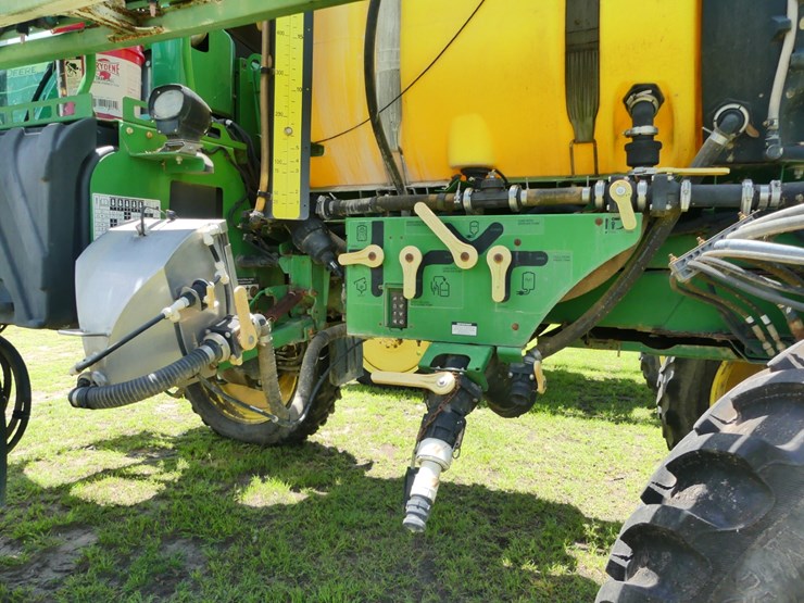 2014-john-deere-r4030-image-14