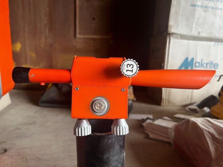 #1156-•-agl-red-beam-gratelight-pipe-laser-image-11