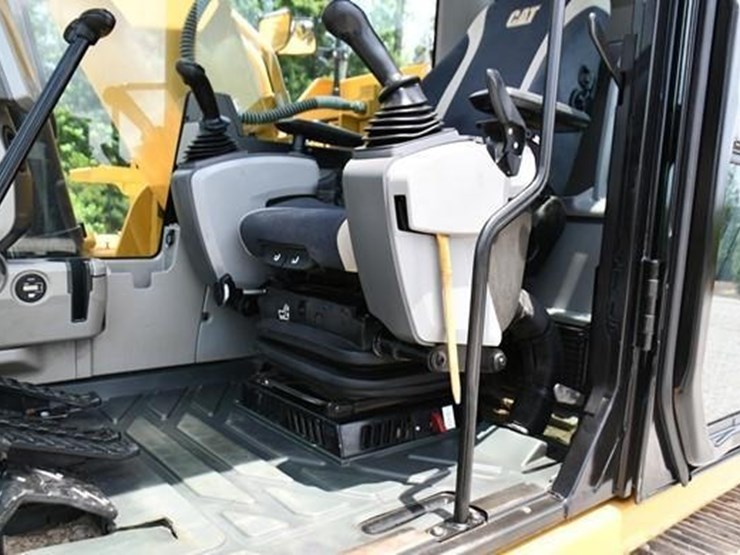 2020-caterpillar-316fl-image-16