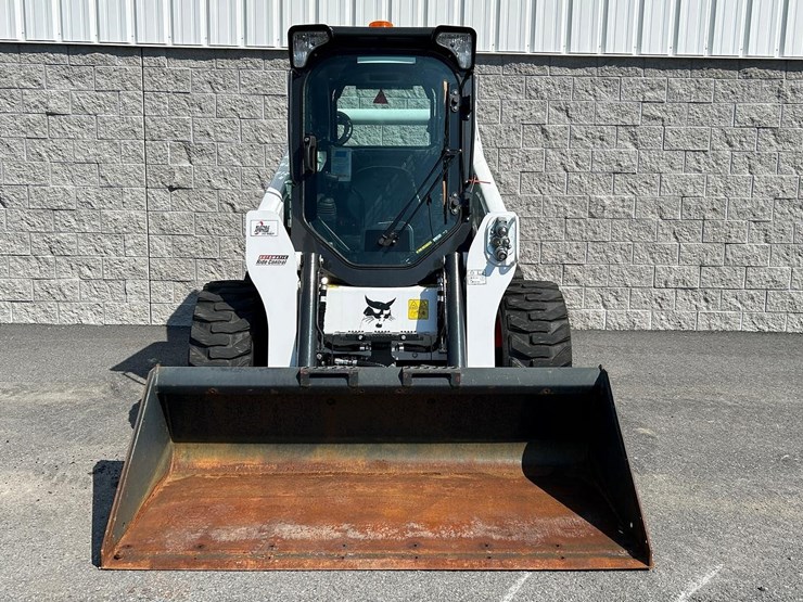 2024-bobcat-s650v2-skid-steer-loader-image-8