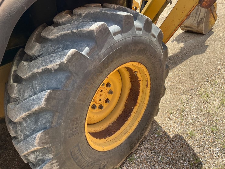 #39249-•-caterpillar-416c-tractor-|-for-parts/repairs-image-12