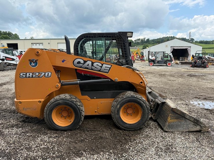2015-case-sr270-image-5