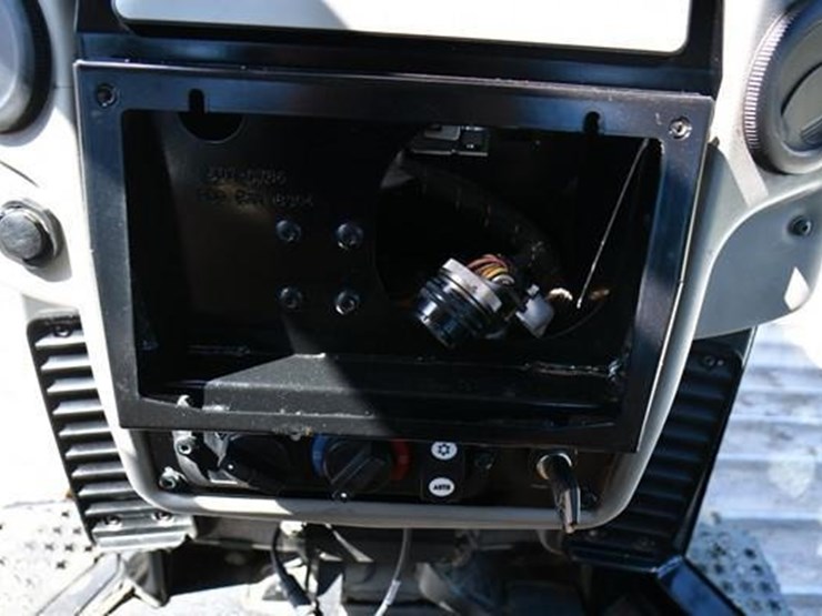 2019-caterpillar-d6n-lgp-image-18