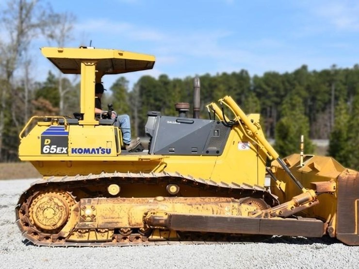 2006-komatsu-d65ex-image-24