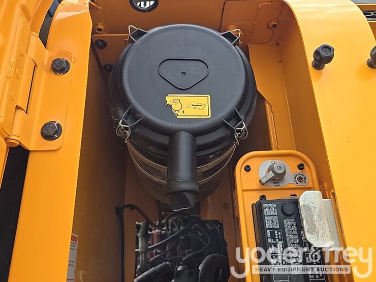 hyundai-hx260l-image-38