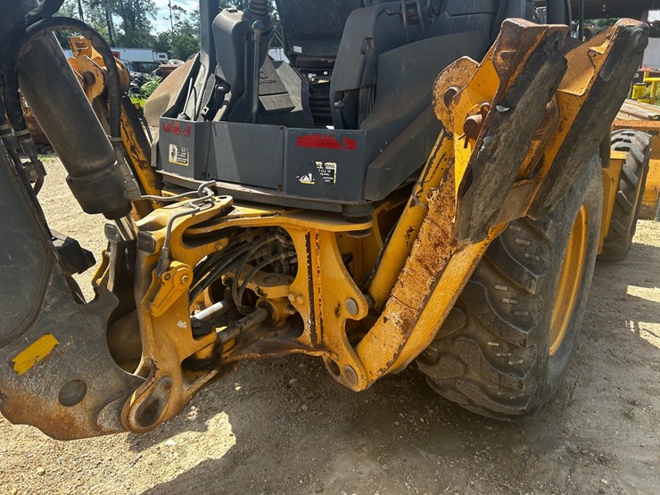 #39312-•-john-deere-310sj-backhoe-image-9