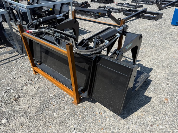 #2064-•-unused-pg772-skid-steer-plate-grabber-cpbzmq2604070-inv#48879-image-4