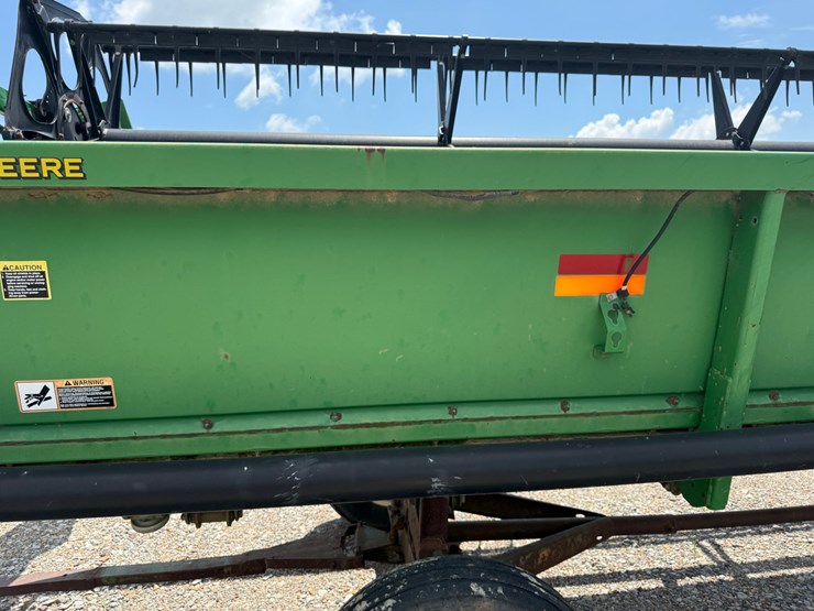 john-deere-630f-image-36