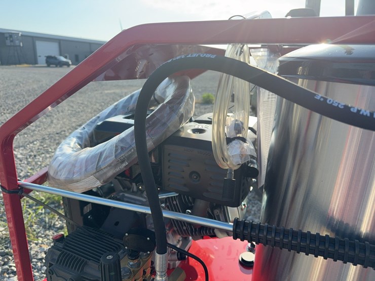 #47178-•-unused-magnum-4000-hot-water-pressure-washer-262577-inv#47178-image-12