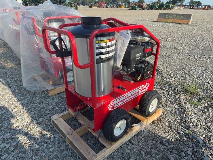 #47178-•-unused-magnum-4000-hot-water-pressure-washer-262577-inv#47178-image-5