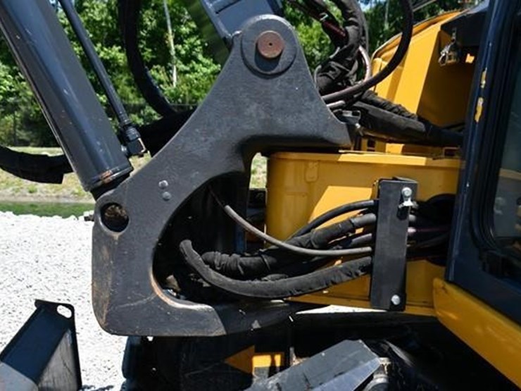 2021-deere-85g-image-7