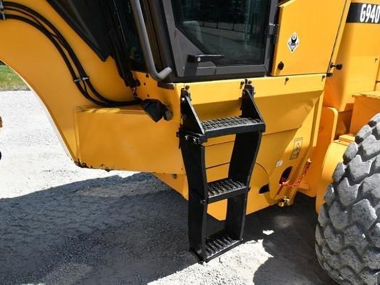 2008-volvo-g940-image-12
