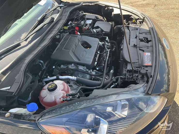 2020-ford-escape-image-7