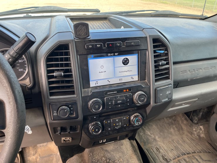 2017-ford-f250-image-16
