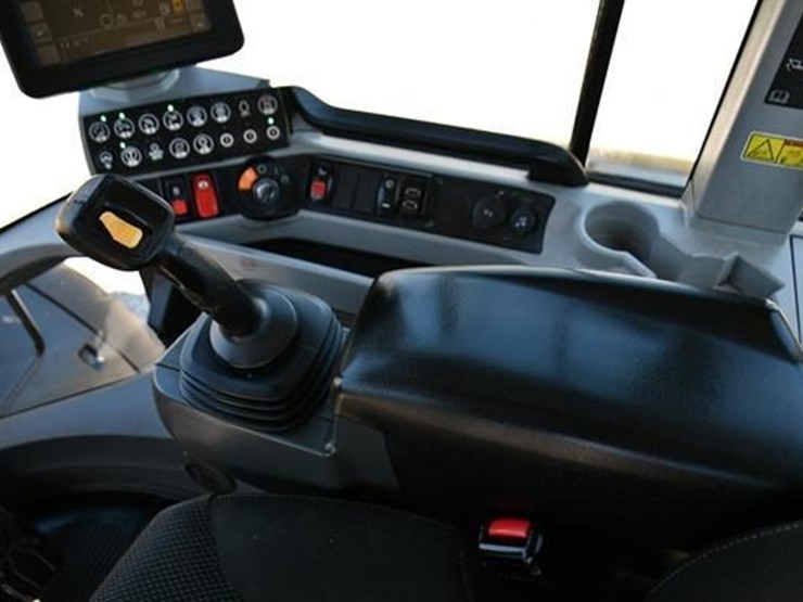 2020-caterpillar-938m-image-15