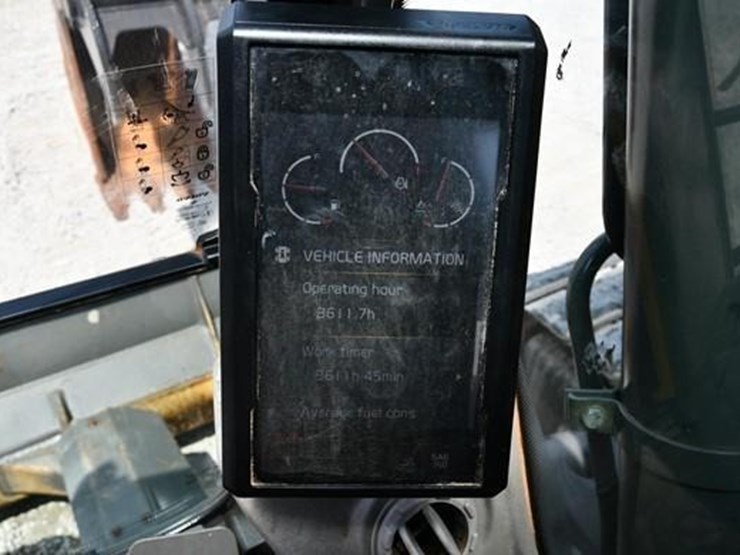 2021-volvo-ecr145el-image-23