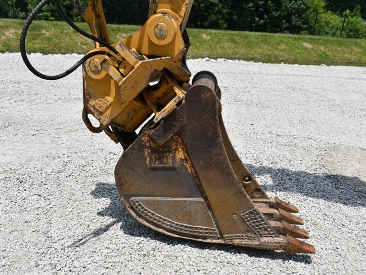 2019-caterpillar-m322f-image-6
