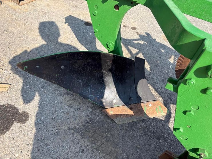 john-deere-2-image-3