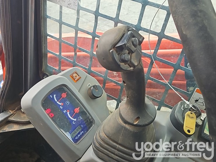 2023-kubota-svl75-2-image-33