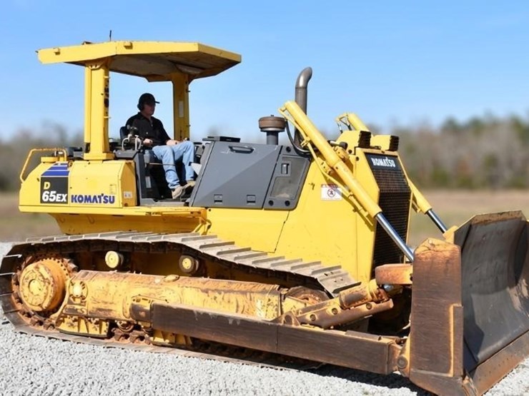 2006-komatsu-d65ex-image-26