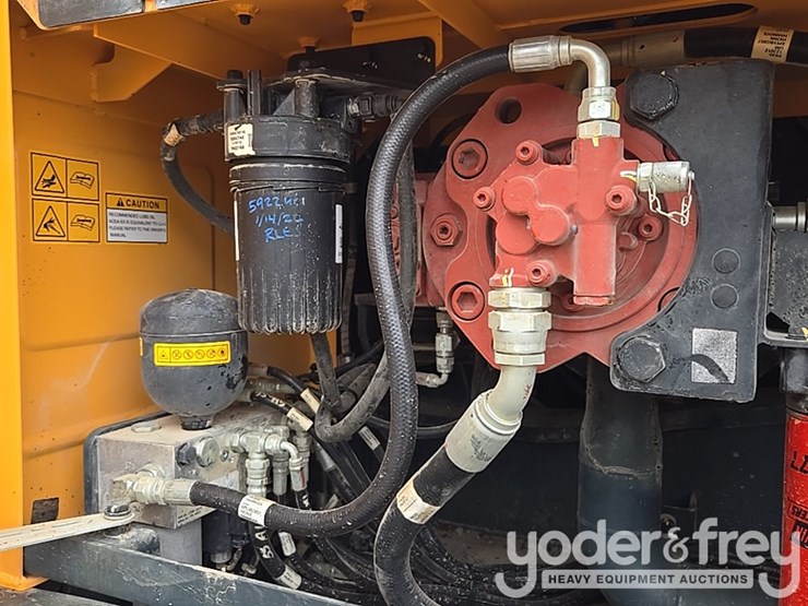 hyundai-hx260l-image-44