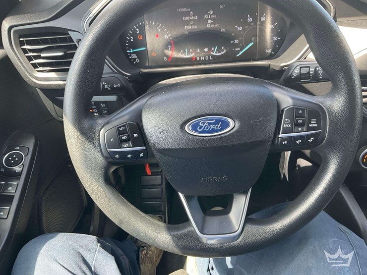 2020-ford-escape-image-14