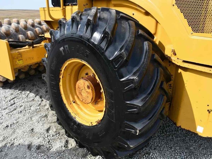 2008-caterpillar-cp56-image-5