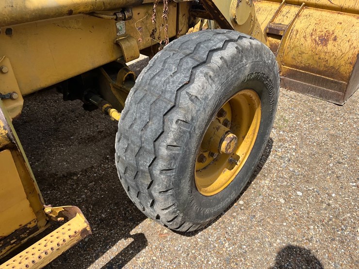 #39249-•-caterpillar-416c-tractor-|-for-parts/repairs-image-9