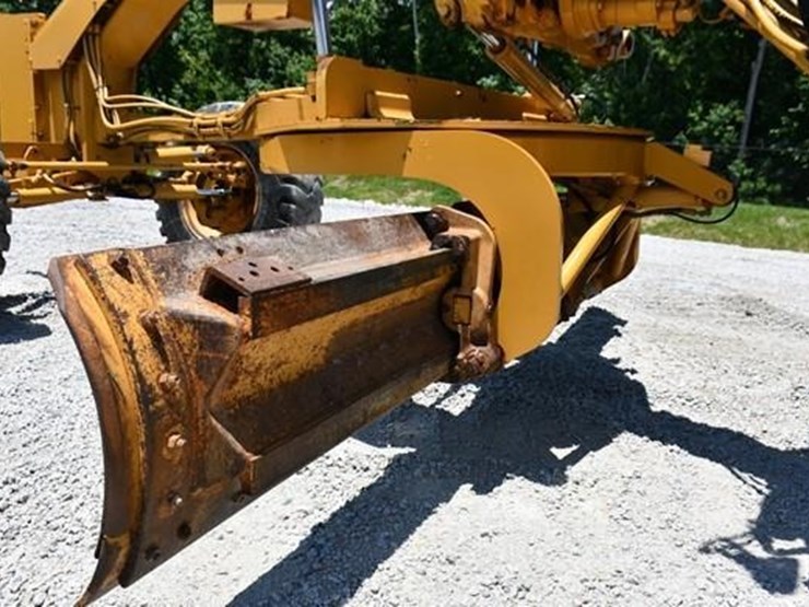 2002-caterpillar-140h-image-20