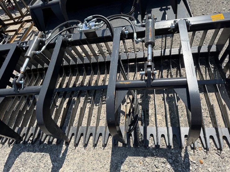 #2066-•-unused-jct-84"-skid-steer-rock-grapple-bucket-inv#49889-image-11