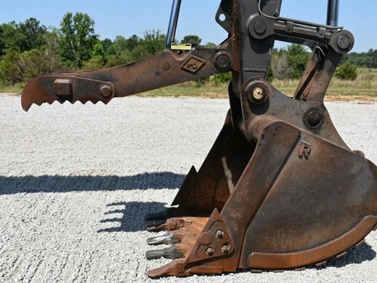 2022-volvo-ec250el-image-35